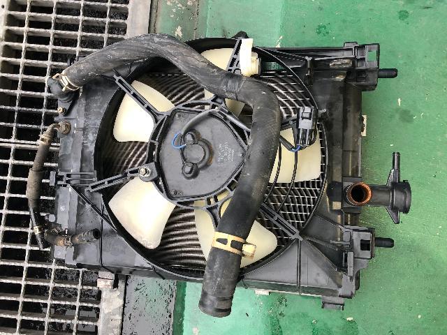 ダイハツ　ミラ　ラジエーター交換
熊本市中央区、東区、西区、南区、北区・菊陽町・合志市・益城町・嘉島町・大津町・菊池市、他地域のお客様も大歓迎です！