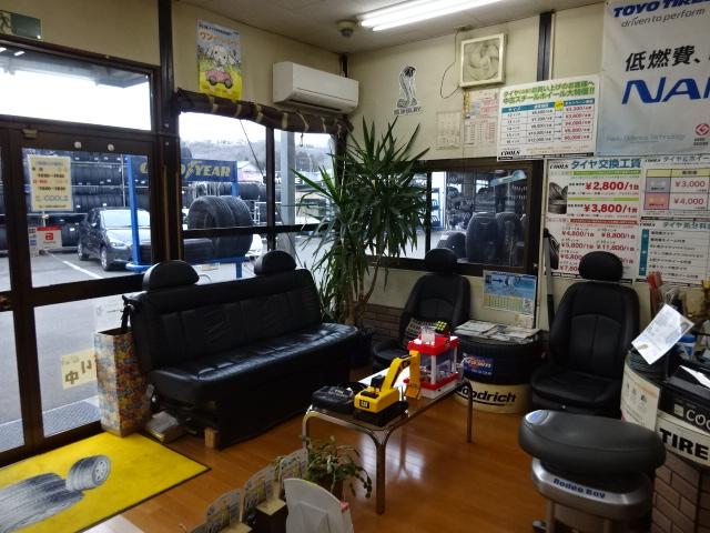 タイヤ・アルミホイールの買い取りもやっていますよ！
