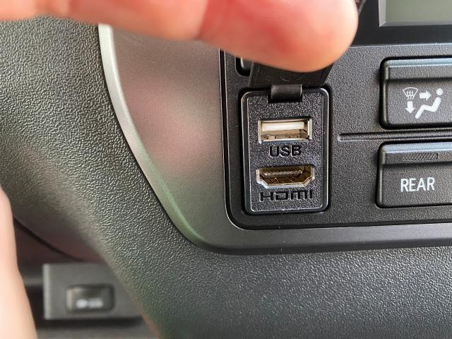 ディスプレーオーディオ・バックカメラ変換・HDMI、USBポート・ステリモキット取り付け【持ち込み　来店　春日井市】