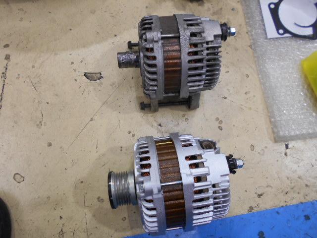 日産　セレナ　オルタネータ交換