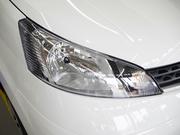 ライト・ウィンカー等灯火器の修理・整備を行います。