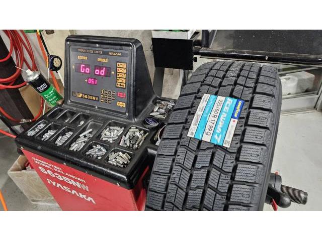 【冬タイヤ】GOODYEAR　冬タイヤ交換・組替・脱着　点検　車両整備【帯広市で持込でのタイヤ交換・ドライブレコーダー・ETC・ナビ　等のパーツ取付・修理・整備の事なら”ファンファクトリー　帯広店”へ！！】
