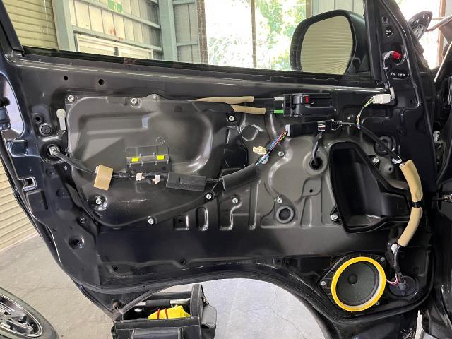 ハイエース ローダウン 玄武 2.5インチ ドア交換 鈑金 ハイエース ローダウン 玄武 2.5インチ ドア交換 鈑金