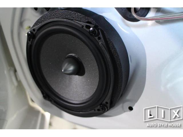 VW UP!にFOCAL５９SET取付け！【福山市　タイヤ・ナビ・ドライブレコーダー等のパーツ持込取付　コーディング作業　大歓迎受付中！！愛車の事なら国産車から輸入車までリクロスへ！】