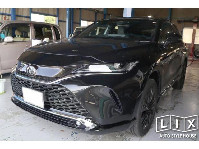 ハリアーPHEVグリルに変更で高級感増し増し！【福山市　タイヤ・ナビ・ドライブレコーダー等のパーツ持込取付　コーディング作業　調音施工　大歓迎受付中！！愛車の事なら国産車から輸入車までリクロスへ！】