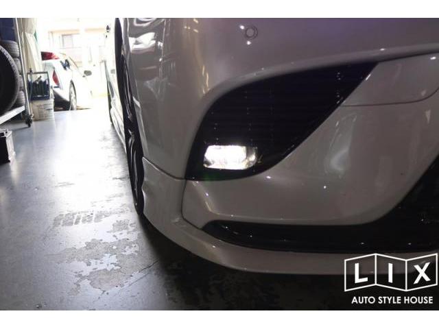 カムリのフォグランプ交換にレクサスNXのボンネットデッドニング！【福山市　タイヤ・ナビ・ドライブレコーダー等のパーツ持込取付　コーディング作業　調音施工　大歓迎受付中！！愛車の事なら国産車から輸入車までリクロスへ！】