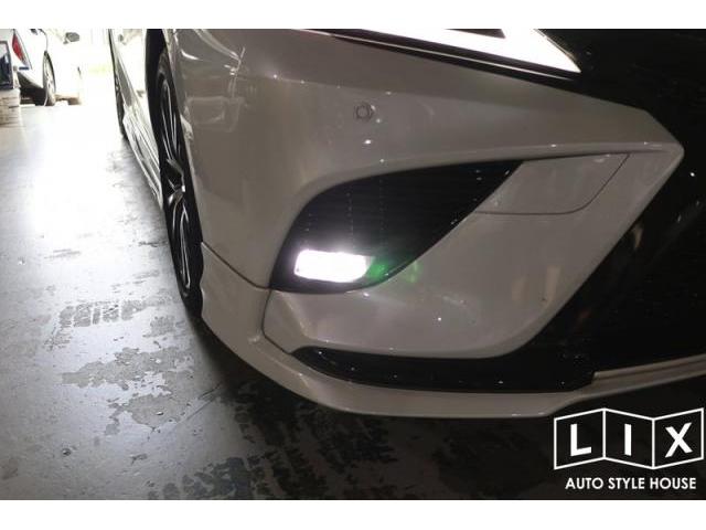 カムリのフォグランプ交換にレクサスNXのボンネットデッドニング！【福山市　タイヤ・ナビ・ドライブレコーダー等のパーツ持込取付　コーディング作業　調音施工　大歓迎受付中！！愛車の事なら国産車から輸入車までリクロスへ！】