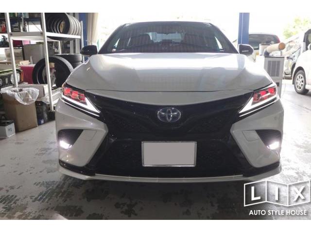 カムリのフォグランプ交換にレクサスNXのボンネットデッドニング！【福山市　タイヤ・ナビ・ドライブレコーダー等のパーツ持込取付　コーディング作業　調音施工　大歓迎受付中！！愛車の事なら国産車から輸入車までリクロスへ！】