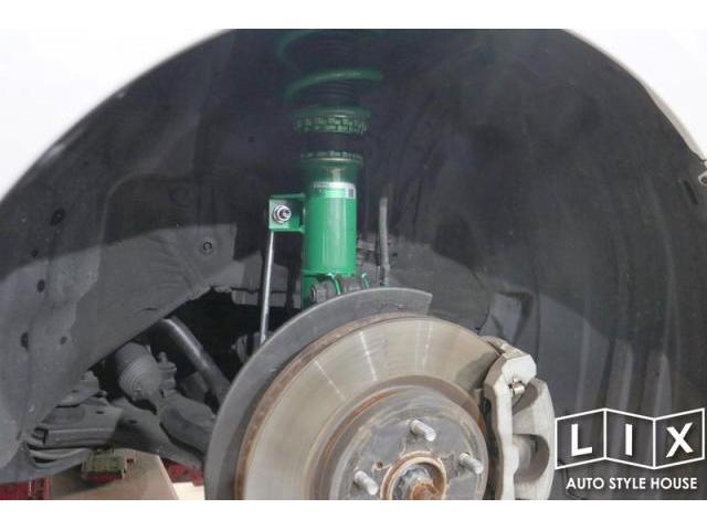 ７０カムリの車高調取付とタイヤ・ホイール交換でガラッとイメチェン！【福山市　タイヤ・ナビ・ドライブレコーダー等のパーツ持込取付　コーディング作業　調音施工　大歓迎受付中！！愛車の事なら国産車から輸入車までリクロスへ！】