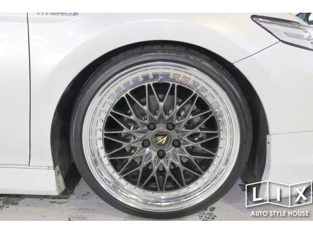 ７０カムリの車高調取付とタイヤ・ホイール交換でガラッとイメチェン！【福山市　タイヤ・ナビ・ドライブレコーダー等のパーツ持込取付　コーディング作業　調音施工　大歓迎受付中！！愛車の事なら国産車から輸入車までリクロスへ！】