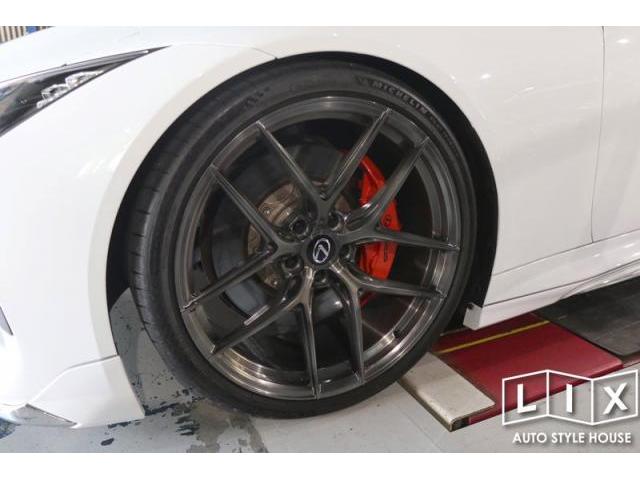 レクサスLCの車高調とオプションブレーキキャリパー交換とT/W交換でさらにWIDE＆LOW！！！【福山市　タイヤ・ナビ・ドライブレコーダー等のパーツ持込取付　コーディング作業　調音施工　大歓迎受付中！！愛車の事なら国産車から輸入車までリクロ