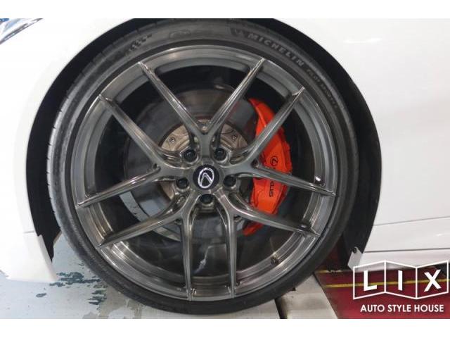 レクサスLCの車高調とオプションブレーキキャリパー交換とT/W交換でさらにWIDE＆LOW！！！【福山市　タイヤ・ナビ・ドライブレコーダー等のパーツ持込取付　コーディング作業　調音施工　大歓迎受付中！！愛車の事なら国産車から輸入車までリクロ