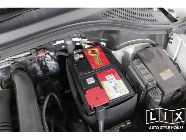 VWティグアンのバッテリー交換とT-CROSSのヘッドライトAssy交換！【福山市　タイヤ・ナビ・ドライブレコーダー等のパーツ持込取付　コーディング作業　調音施工　大歓迎受付中！！愛車の事なら国産車から輸入車までリクロスへ！】