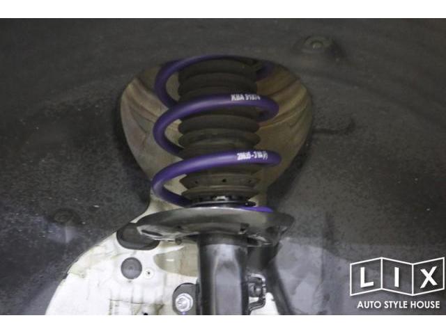 BMW X1にロック音とアームドフラッシャーとダウンサス取付！【福山市　タイヤ・ナビ・ドライブレコーダー等のパーツ持込取付　コーディング作業　調音施工　大歓迎受付中！！愛車の事なら国産車から輸入車までリクロスへ！】