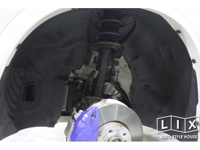 BMW X1にロック音とアームドフラッシャーとダウンサス取付！【福山市　タイヤ・ナビ・ドライブレコーダー等のパーツ持込取付　コーディング作業　調音施工　大歓迎受付中！！愛車の事なら国産車から輸入車までリクロスへ！】