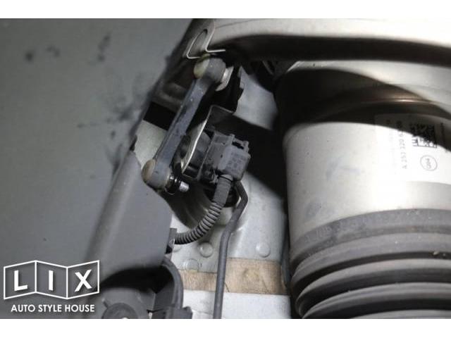 ベンツGLCのロアリングKIT取付とレクサスNXのTVキットとレーダー取付！【福山市　タイヤ・ナビ・ドライブレコーダー等のパーツ持込取付　コーディング作業　調音施工　大歓迎受付中！！愛車の事なら国産車から輸入車までリクロスへ！】