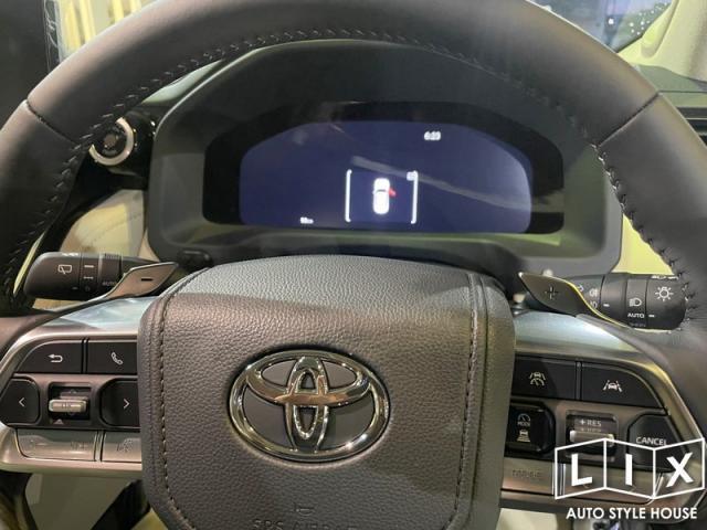 マイナーチェンジ後のランドクルーザー３００へパドルシフト装着！【福山市　タイヤ・ナビ・ドライブレコーダー等のパーツ持込取付　コーディング作業　調音施工　大歓迎受付中！！愛車の事なら国産車から輸入車までリクロスへ！】