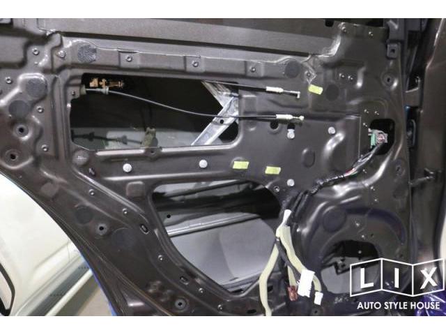 フーガに調音施工とドアデッドニングで静粛性向上！【ドアデッドニング編】【福山市　タイヤ・ナビ・ドライブレコーダー等のパーツ持込取付　コーディング作業　調音施工　大歓迎受付中！！愛車の事なら国産車から輸入車までリクロスへ！】