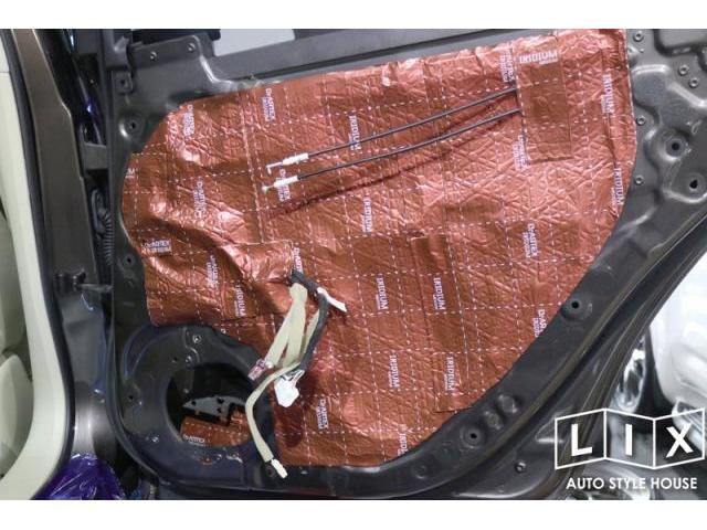 フーガに調音施工とドアデッドニングで静粛性向上！【ドアデッドニング編】【福山市　タイヤ・ナビ・ドライブレコーダー等のパーツ持込取付　コーディング作業　調音施工　大歓迎受付中！！愛車の事なら国産車から輸入車までリクロスへ！】