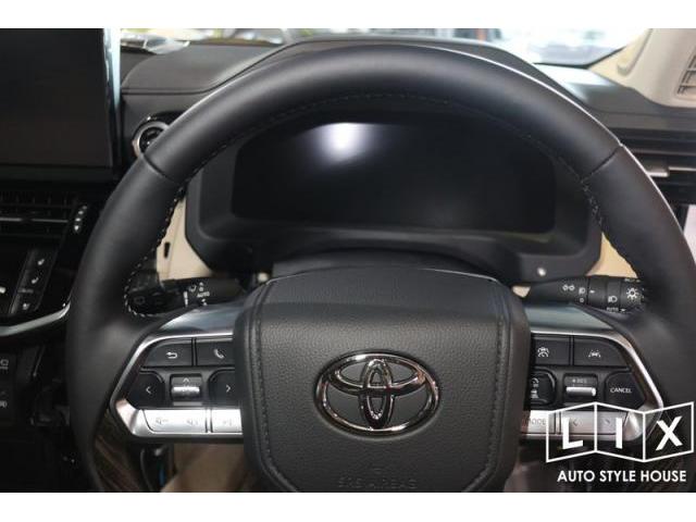 ランドクルーザー３００MCへパドルシフト取り付け！【福山市　タイヤ・ナビ・ドライブレコーダー等のパーツ持込取付　コーディング作業　調音施工　大歓迎受付中！！愛車の事なら国産車から輸入車までリクロスへ！】