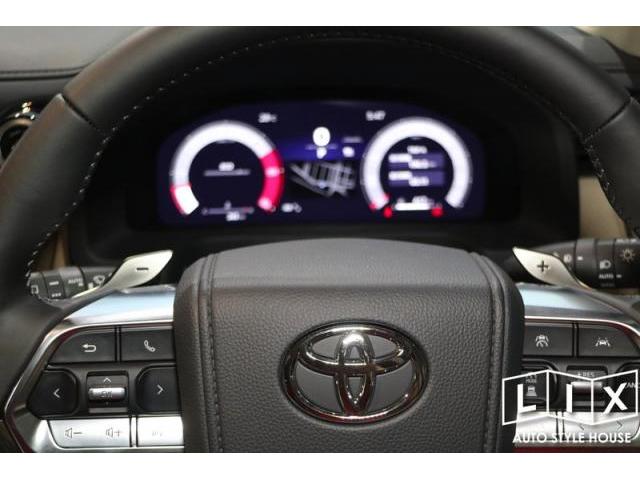 ランドクルーザー３００MCへパドルシフト取り付け！【福山市　タイヤ・ナビ・ドライブレコーダー等のパーツ持込取付　コーディング作業　調音施工　大歓迎受付中！！愛車の事なら国産車から輸入車までリクロスへ！】