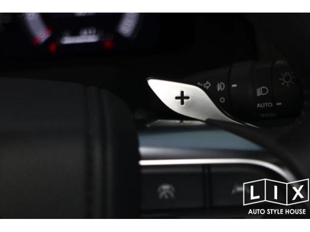 ランドクルーザー３００MCへパドルシフト取り付け！【福山市　タイヤ・ナビ・ドライブレコーダー等のパーツ持込取付　コーディング作業　調音施工　大歓迎受付中！！愛車の事なら国産車から輸入車までリクロスへ！】