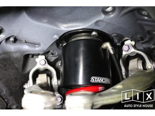 車高調装着のLC500hに便利なエアリフター装着で利便性UP！【福山市　タイヤ・ナビ・ドライブレコーダー等のパーツ持込取付　コーディング作業　調音施工　大歓迎受付中！！愛車の事なら国産車から輸入車までリクロスへ！】