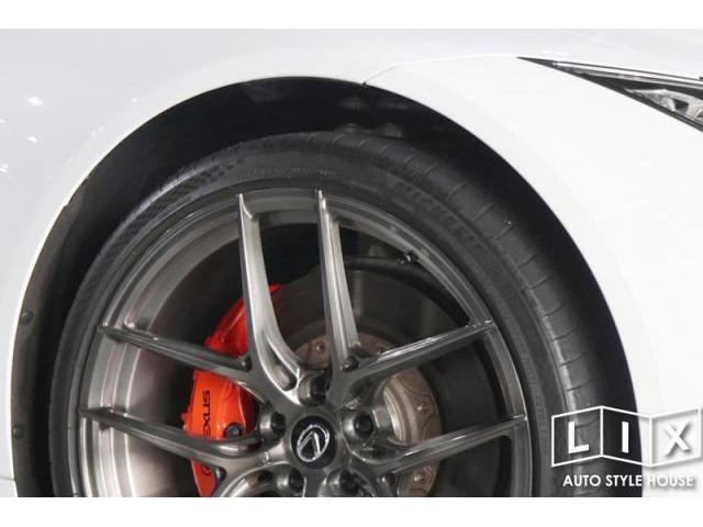 車高調装着のLC500hに便利なエアリフター装着で利便性UP！【福山市　タイヤ・ナビ・ドライブレコーダー等のパーツ持込取付　コーディング作業　調音施工　大歓迎受付中！！愛車の事なら国産車から輸入車までリクロスへ！】