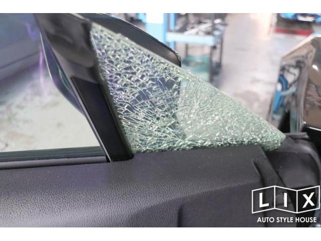 BRZのガラス交換につきドアデッドニング手直し！【福山市　タイヤ・ナビ・ドライブレコーダー等のパーツ持込取付　コーディング作業　調音施工　大歓迎受付中！！愛車の事なら国産車から輸入車までリクロスへ！】