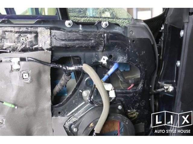 BRZのガラス交換につきドアデッドニング手直し！【福山市　タイヤ・ナビ・ドライブレコーダー等のパーツ持込取付　コーディング作業　調音施工　大歓迎受付中！！愛車の事なら国産車から輸入車までリクロスへ！】