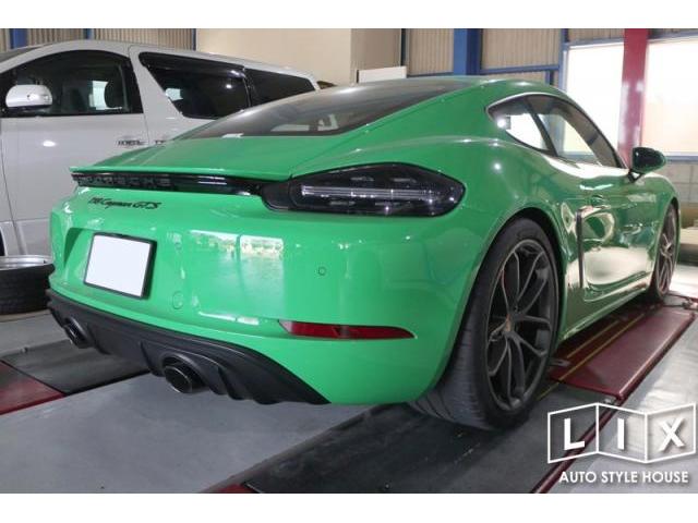 718ケイマンGTSにGT4のパーツ取付とランクル３００にマフラーカッター取付！【福山市　タイヤ・ナビ・ドライブレコーダー等のパーツ持込取付　コーディング作業　調音施工　大歓迎受付中！！愛車の事なら国産車から輸入車までリクロスへ！】