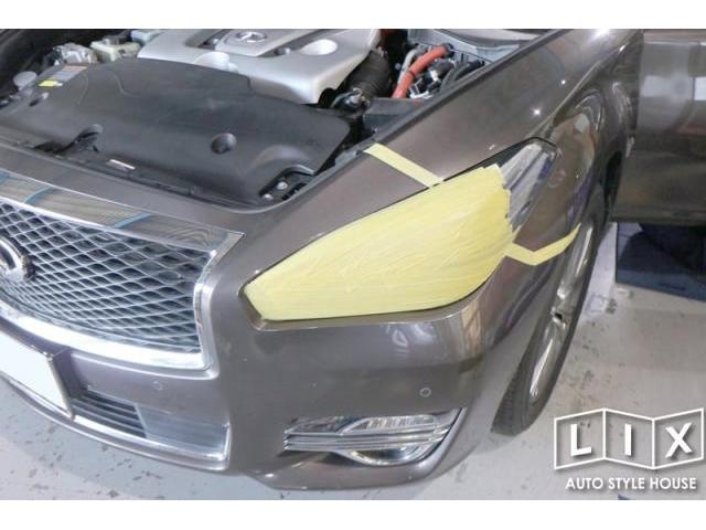 フーガにフロアデッドニングで１ランク上の静粛空間へ！【福山市　タイヤ・ナビ・ドライブレコーダー等のパーツ持込取付　コーディング作業　調音施工　大歓迎受付中！！愛車の事なら国産車から輸入車までリクロスへ！】