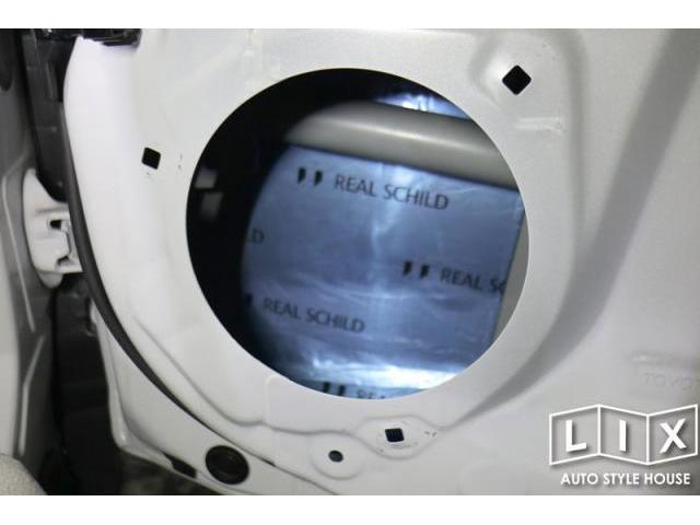 カローラクロスにFOCAL９５SETで高音質に！！！【福山市　タイヤ・ナビ・ドライブレコーダー等のパーツ持込取付　コーディング作業　調音施工　大歓迎受付中！！愛車の事なら国産車から輸入車までリクロスへ！】