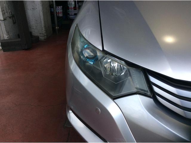 ホンダ　インサイト　ヘッドライト磨き
