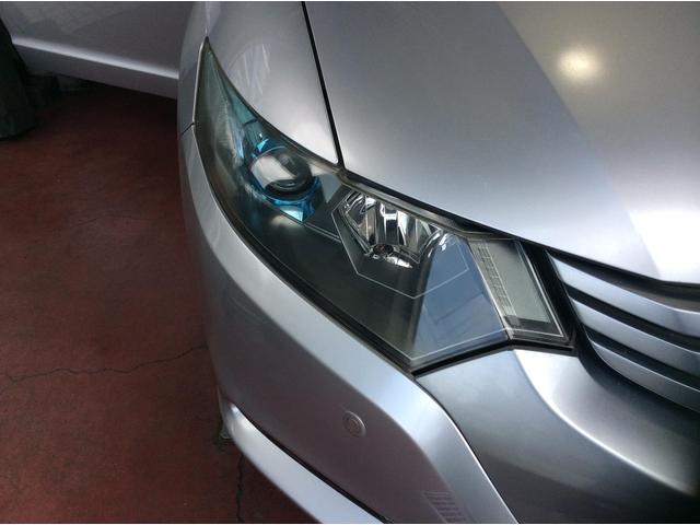 ホンダ　インサイト　ヘッドライト磨き