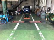 車検専用ラインも完備しています作業もスムーズでお待たせいたしません
