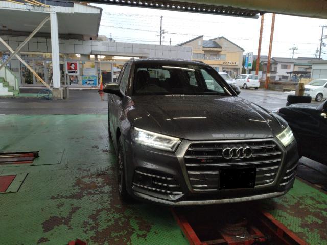 アウディ　SQ5 ブレーキパッド交換　京都　宮津　車検点検鈑金修理