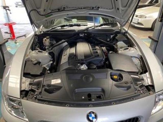 BMW　Z4　E85　エアコンコンプレッサー・オルタネーター等交換　パーツ持ち込み