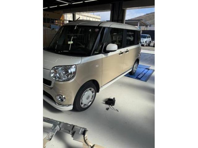 ダイハツ　ムーヴキャンバス　キズ・へこみ直し　塗装