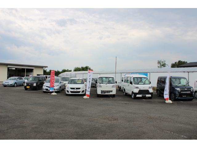 中古車も展示しております！