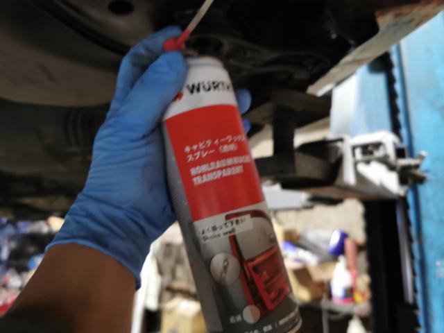 HONDA　nbox 下廻り防腐ワックス