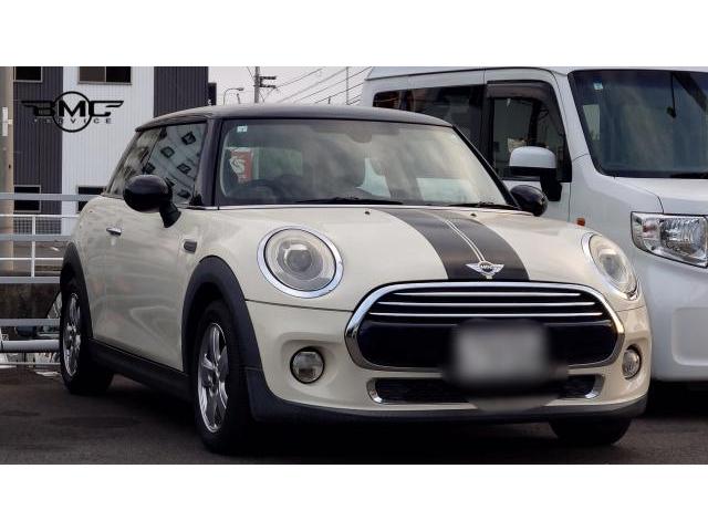 F56 BMWミニ クーパー タイヤ交換