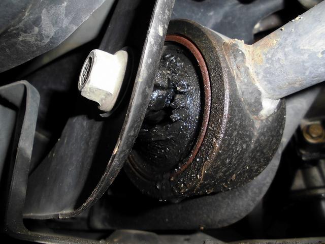 シルビア　S15　テンションロッド交換　豊川市