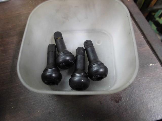 ダイハツ　タント　タイヤ交換依頼　豊川市