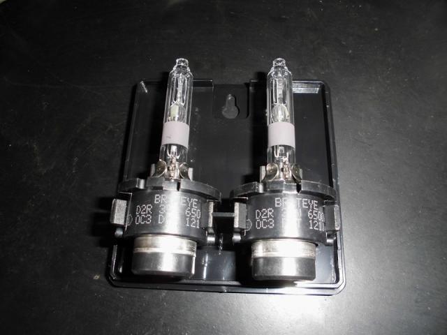 K12マーチ　ヘッドランプ球交換　豊川市