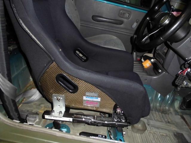 K11マーチ　シートポジション変更依頼　豊川市