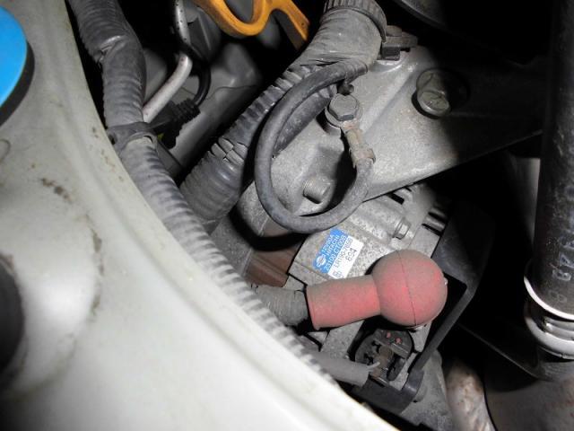 K12マーチ オルタネーター交換作業 豊川市