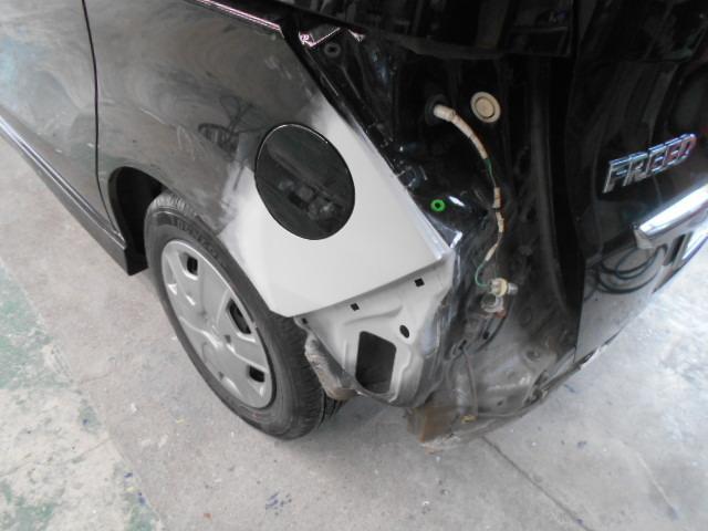 ホンダ　フリード　左リア廻り事故修理　鈑金　塗装　事故修理　キズへこみ直し　保険修理もお任せ下さい！諫早市・長崎市・大村市・時津町・長与町・喜々津町・雲仙市・島原市・南島原市・飯盛町、他地域のお客様も大歓迎です！