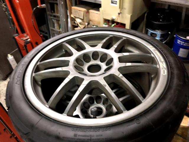 日産 フェアレディZ Z33 タイヤ ホイール交換 佐世保市、佐々 日産 フェアレディZ Z33 タイヤ ホイール交換 佐世保市、佐々
