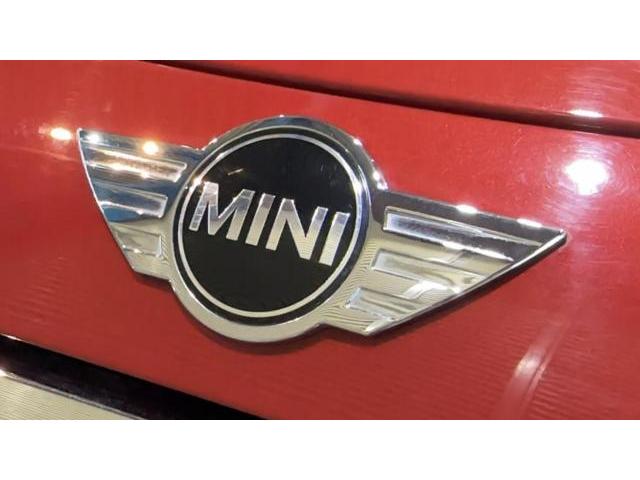 寒川でMINI クーパーSのガラスコーティング！輸入車特有のメッキパーツも専用溶剤でクリーニング！